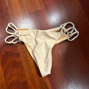 Acacia bikini bottom